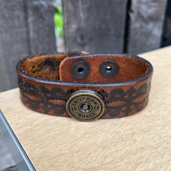 Handcrafted Tooled Leather Cuff Bracelet With Shotgun Shell Centerpiece - Picture 1 of 14